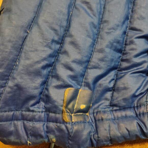 Women's Goose Down Jacket - Picture 10 of 11